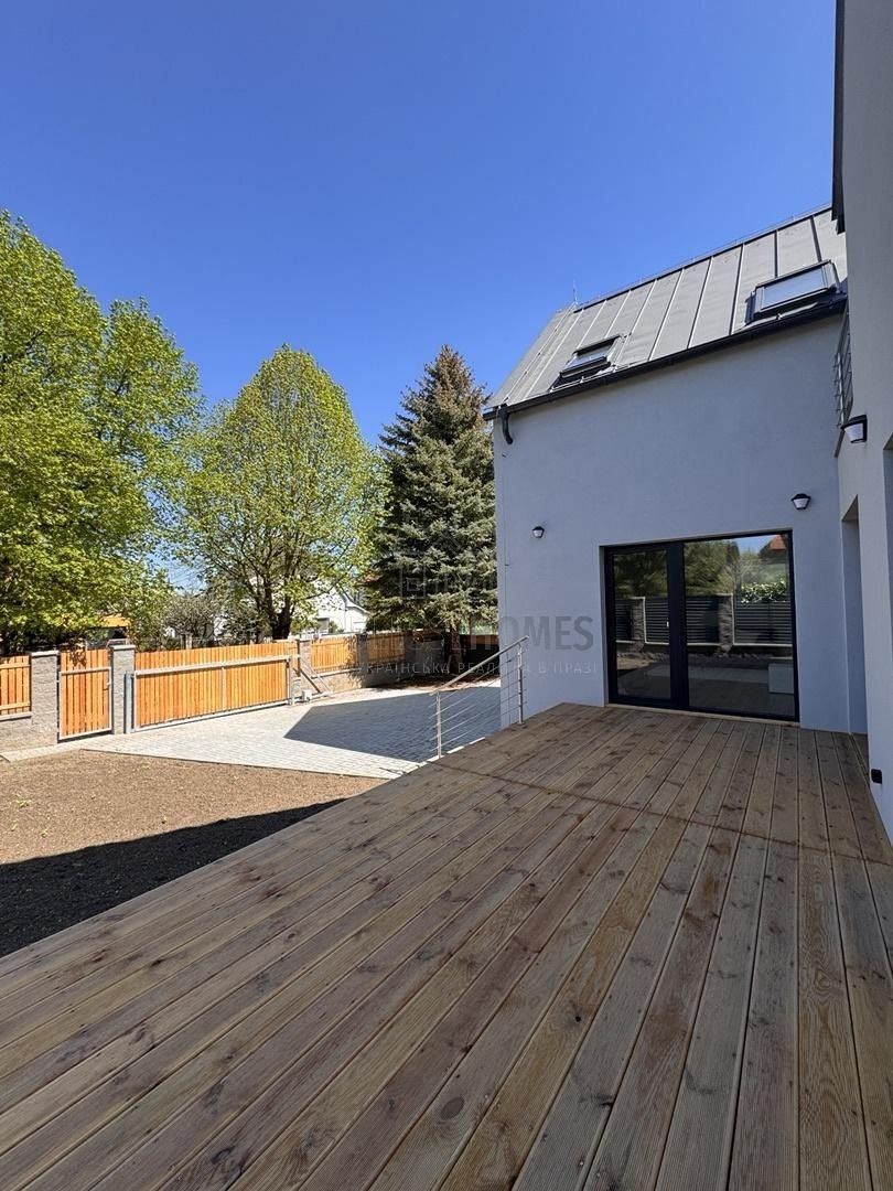 5+kk, Pplk. Nováčka, Praha, 140 m²