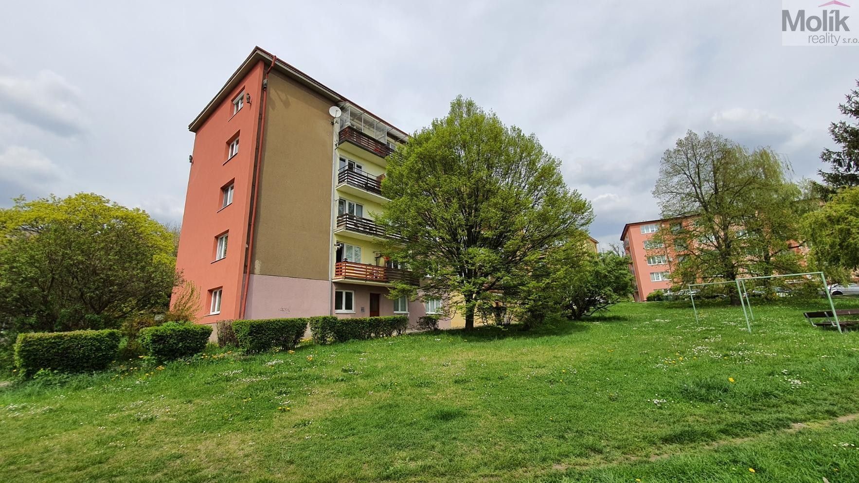 1+1, U Zámeckého parku, Litvínov, 27 m²