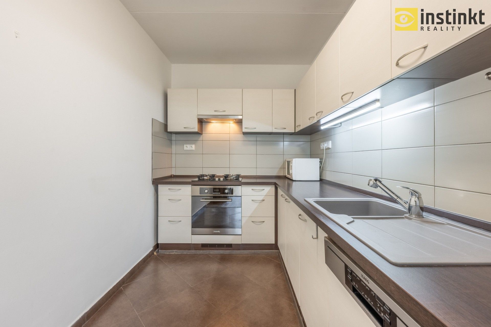 Pronájem byt 3+kk - Hostinského, Praha, 68 m²