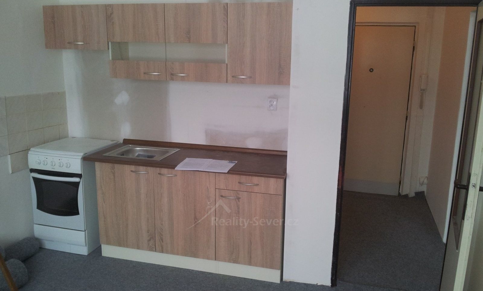 2+kk, Jižní, Stráž pod Ralskem, 35 m²