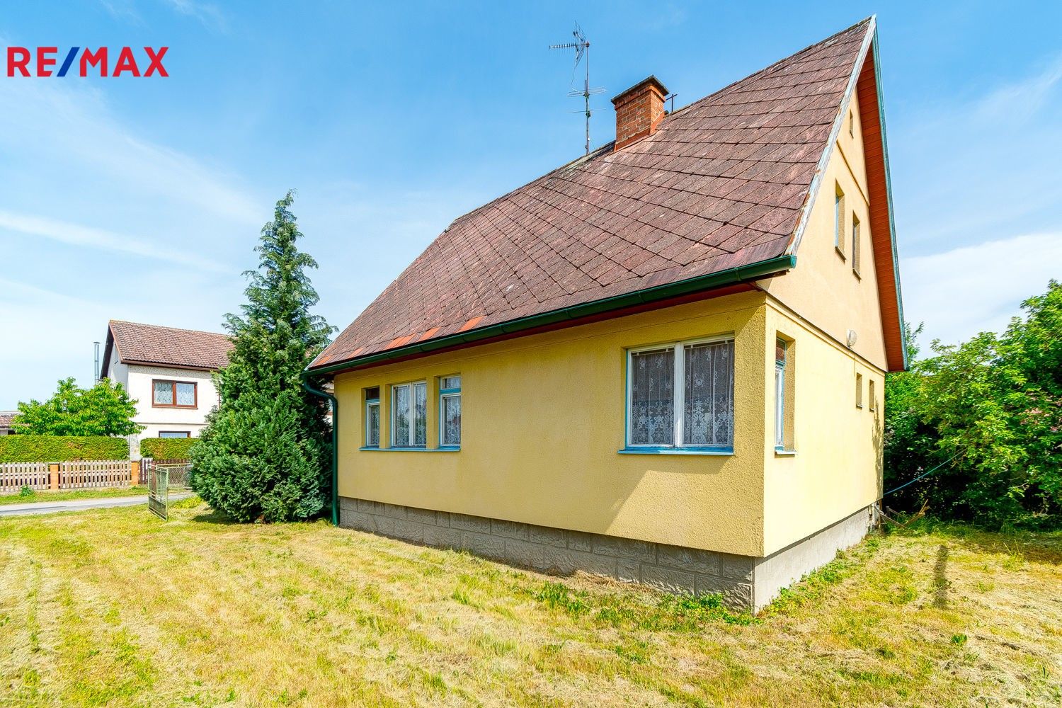 Prodej dům - Domoslavická, Ostroměř, 130 m²