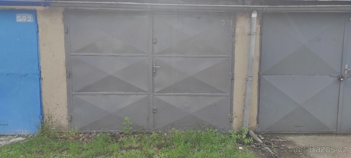 Prodej garáž - Hradec Králové, 500 04, 18 m²