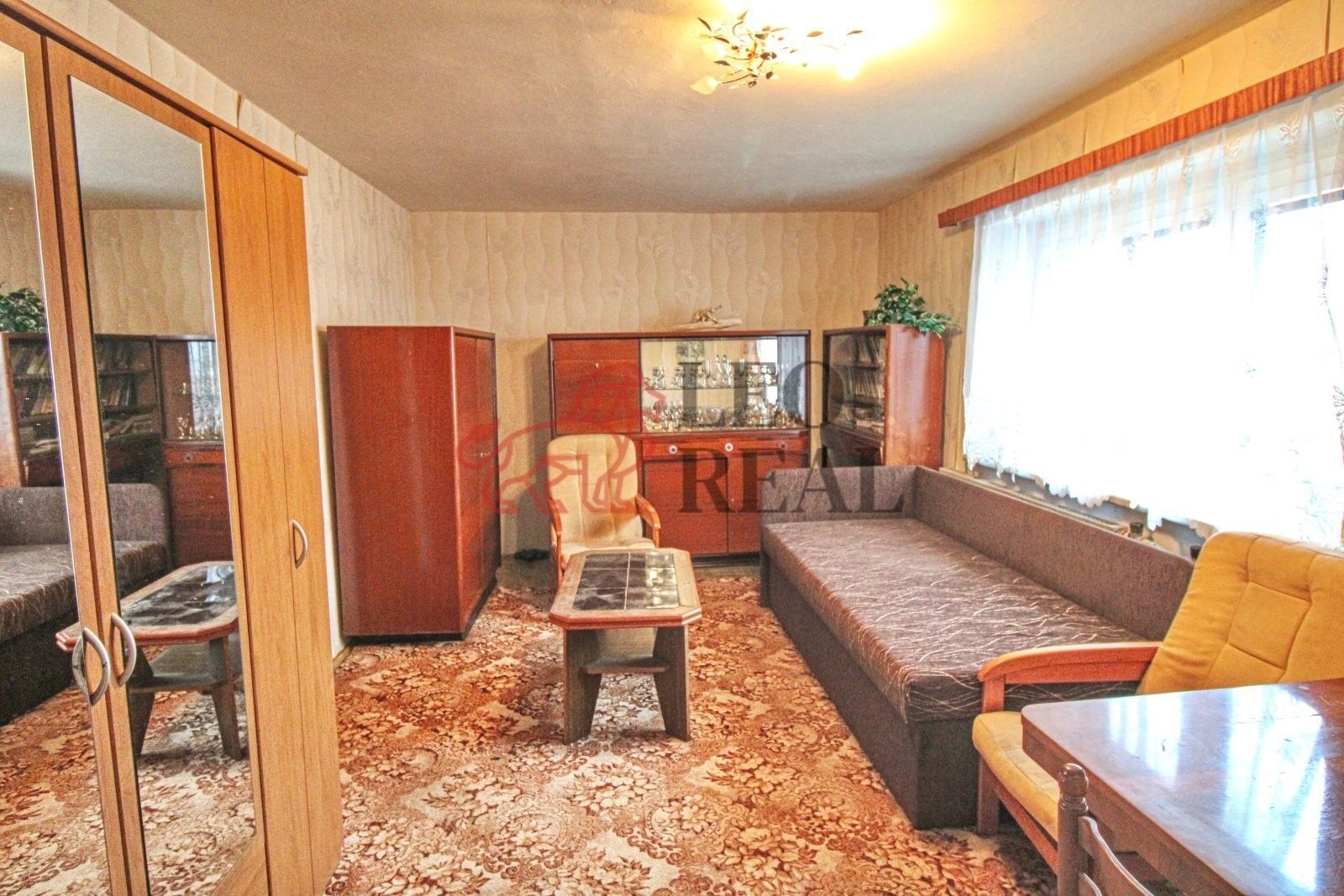 Prodej rodinný dům - Oslavany, 390 m²