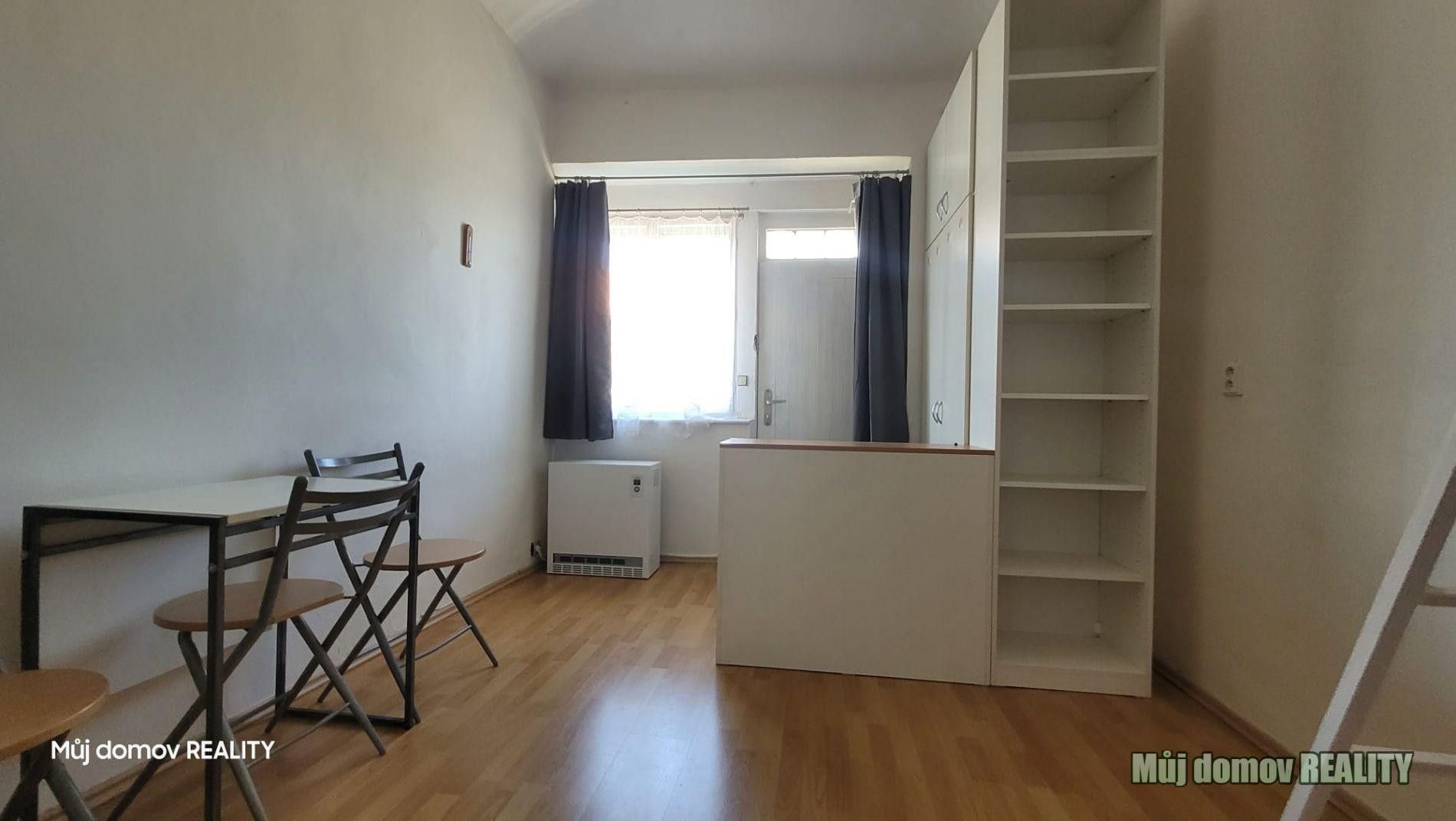 Pronájem byt 1+kk - Bělohorská, Praha, 30 m²