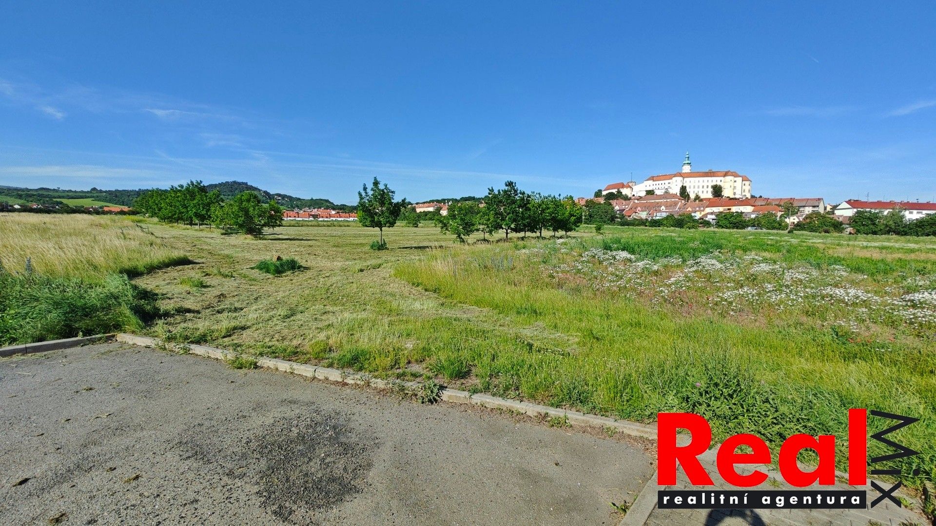 Prodej pozemek pro bydlení - Nová, Mikulov