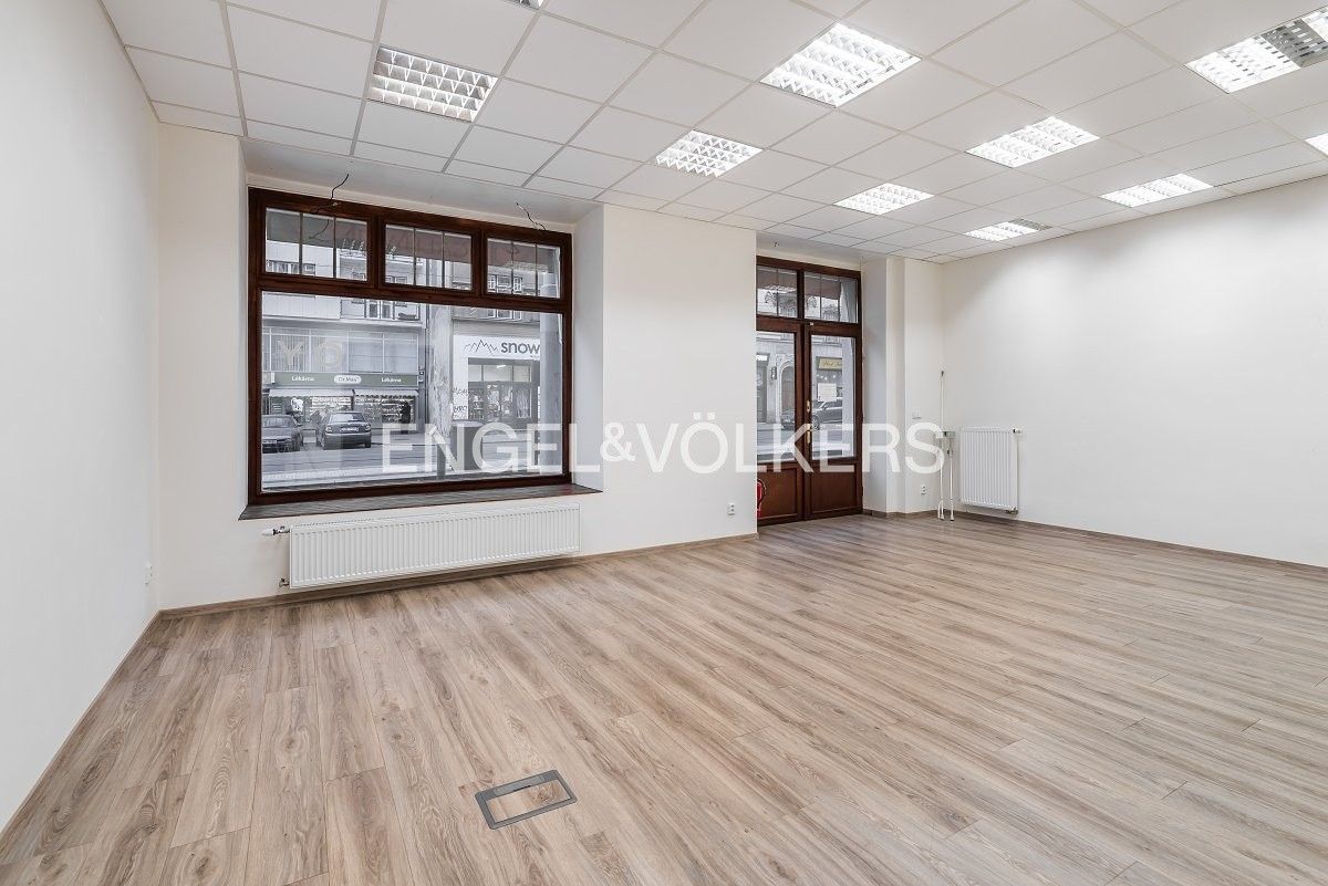 Obchodní prostory, Dukelských hrdinů, Praha, 60 m²