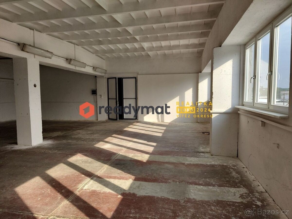 Ostatní, Hodonín, 695 01