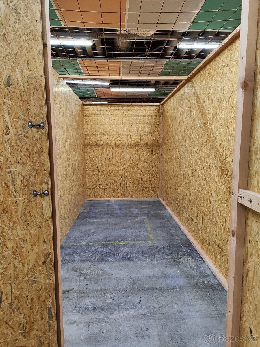 Sklady, Ostrava, 700 30