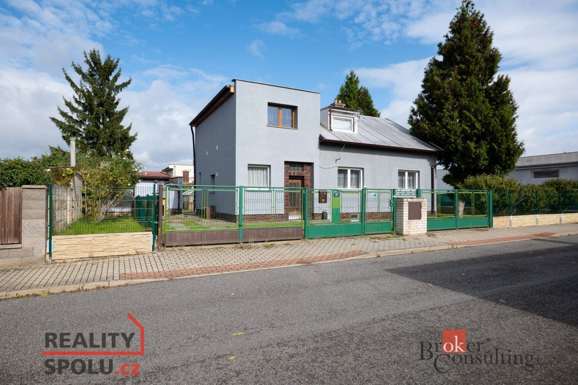 Rodinné domy, Jirny, 160 m²