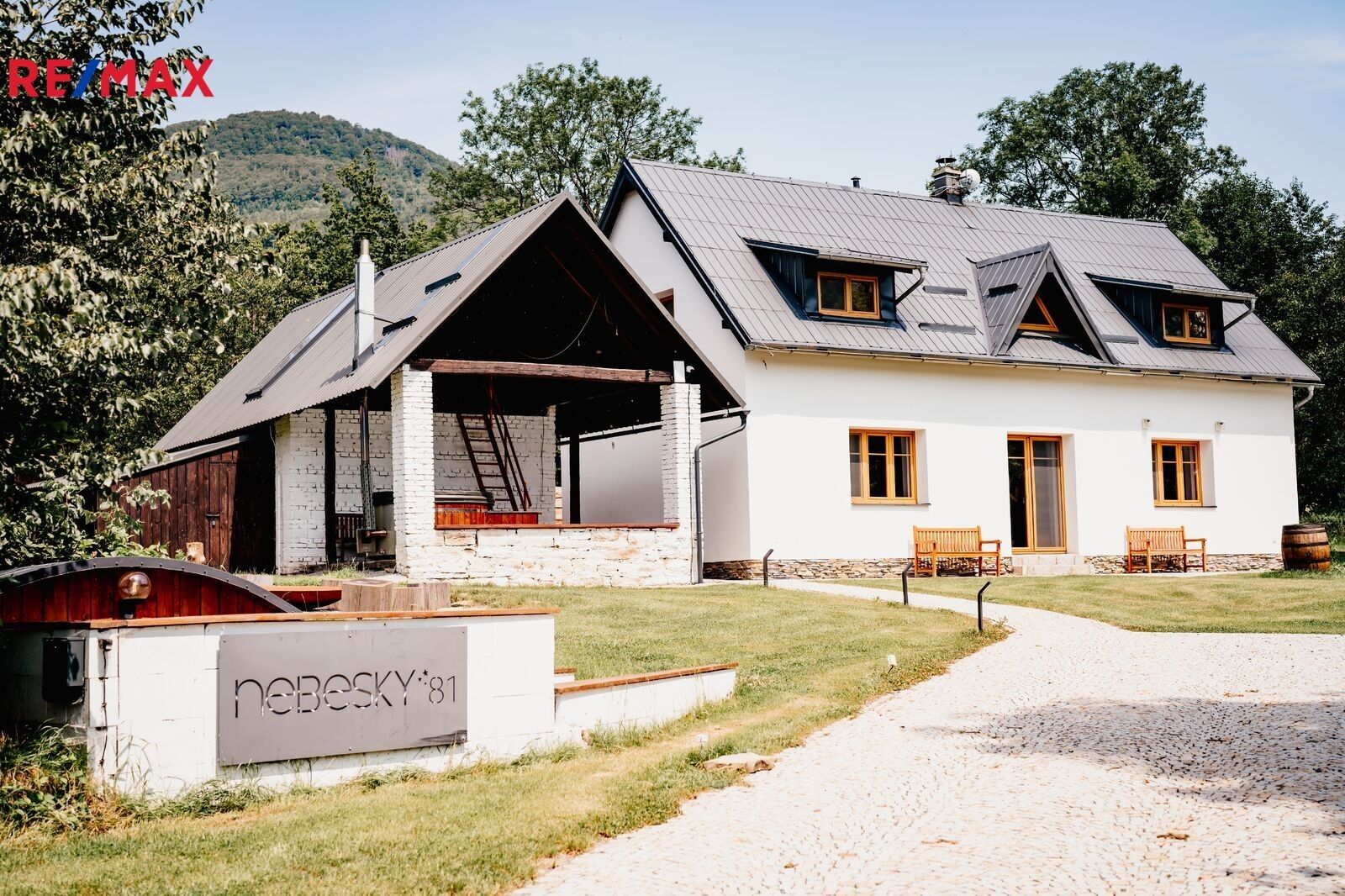 Prodej ubytovací zařízení - Kunčice pod Ondřejníkem, 184 m²