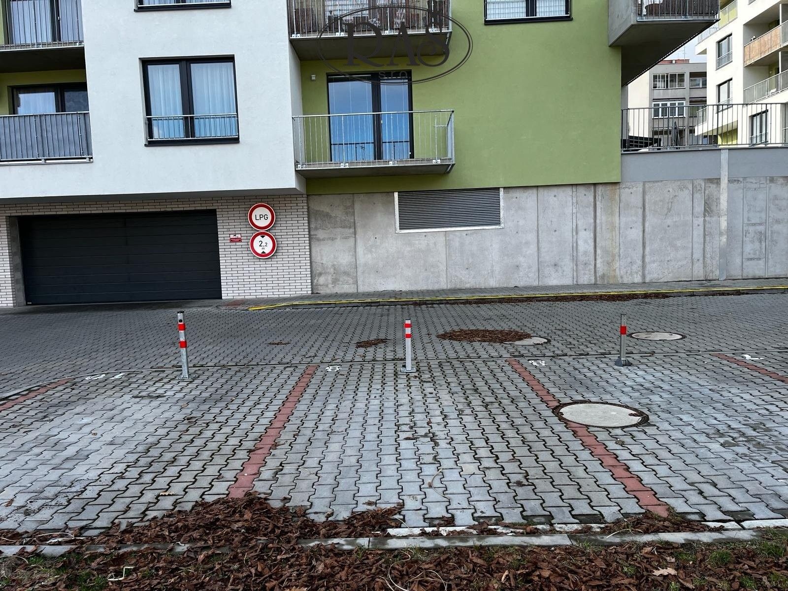 Pronájem ostatní - Boženy Vikové-Kunětické, Pardubice, 10 m²