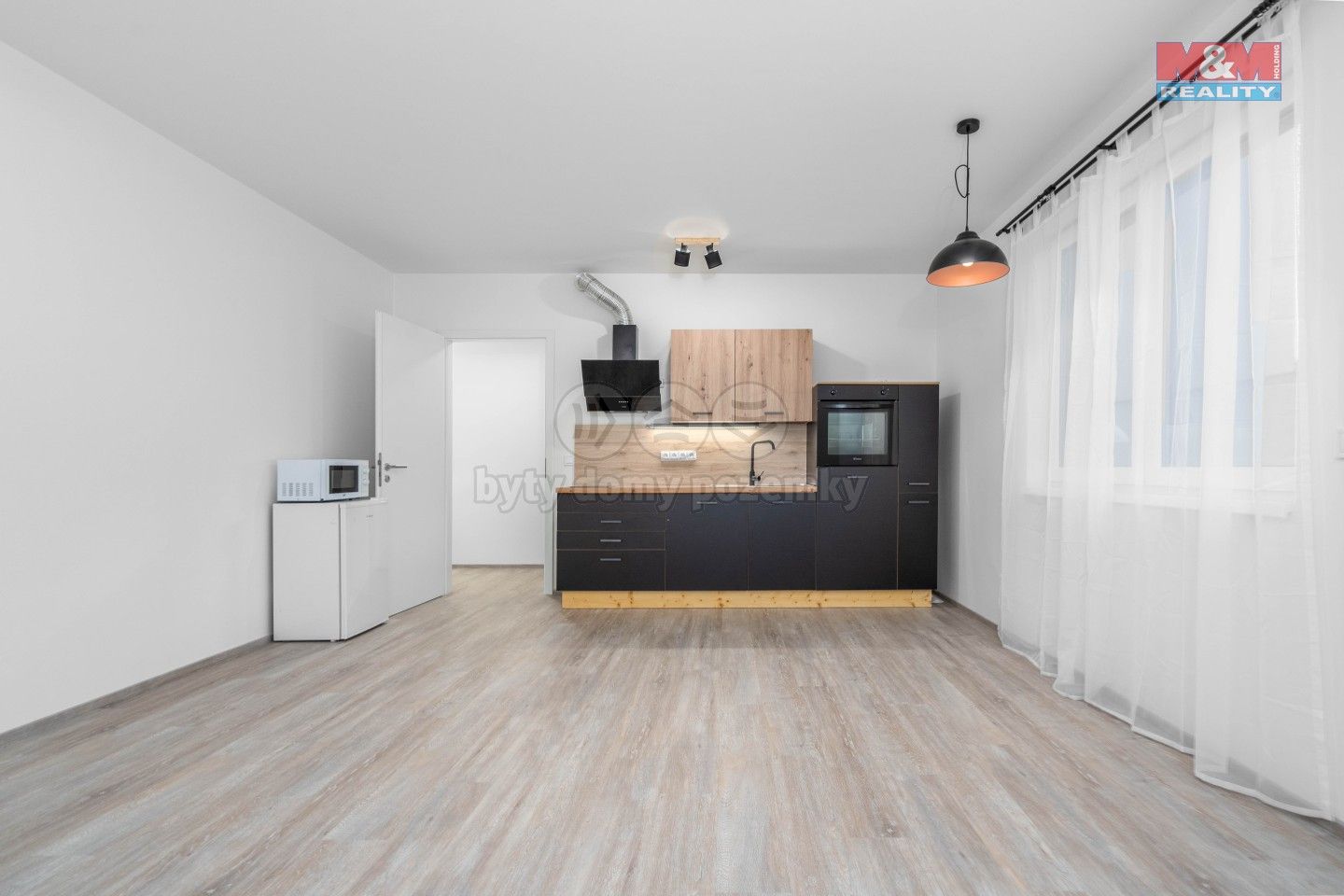 Pronájem byt 2+kk - Mazurská, Praha, 53 m²