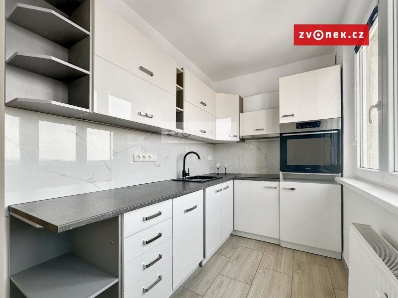 Prodej byt 2+1 - Uherské Hradiště, 52 m²