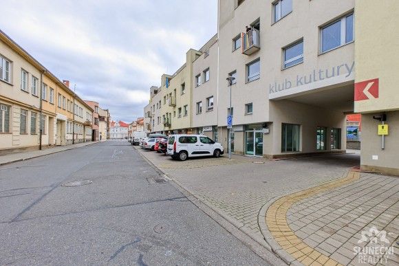 Pronájem obchodní prostory - Uherské Hradiště, 686 01, 53 m²