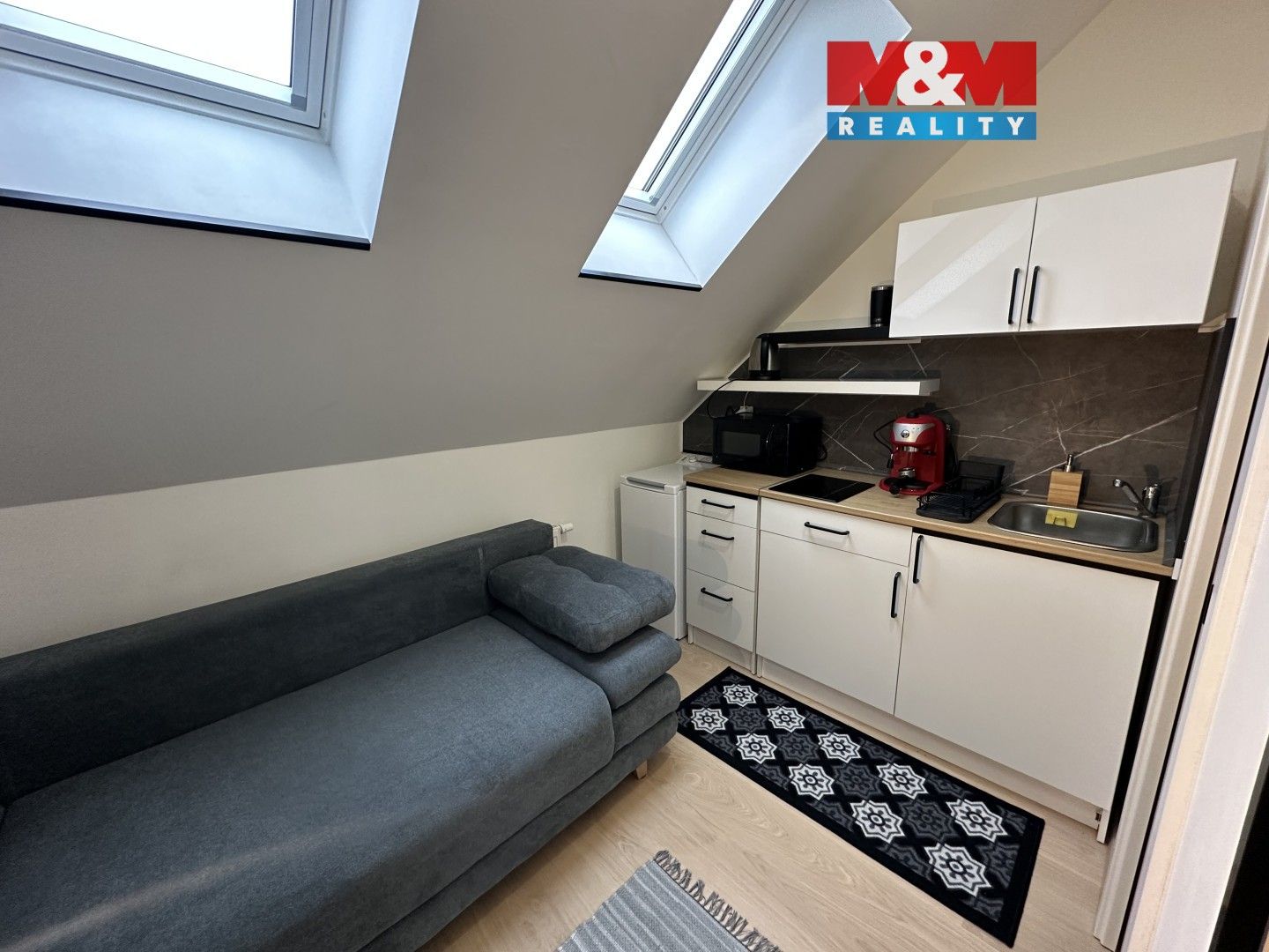 1+kk, Konzumní, Praha, 18 m²