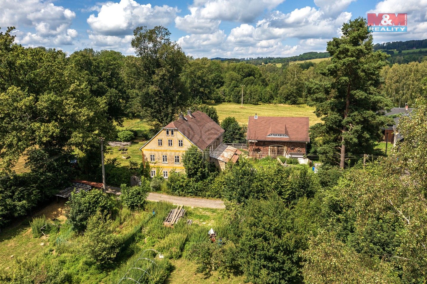 Prodej rodinný dům - Staré Křečany, 230 m²