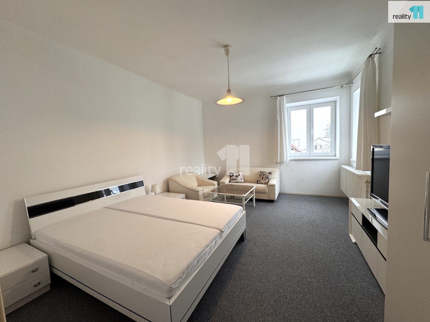 1+1, Zlonínská, Praha, 49 m²