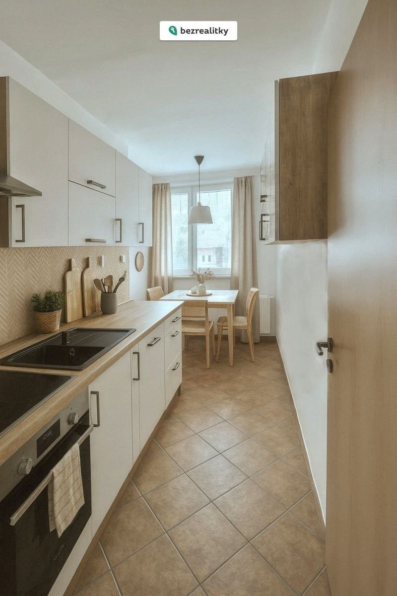 3+1, Na Loučkách, Kuřim, 72 m²