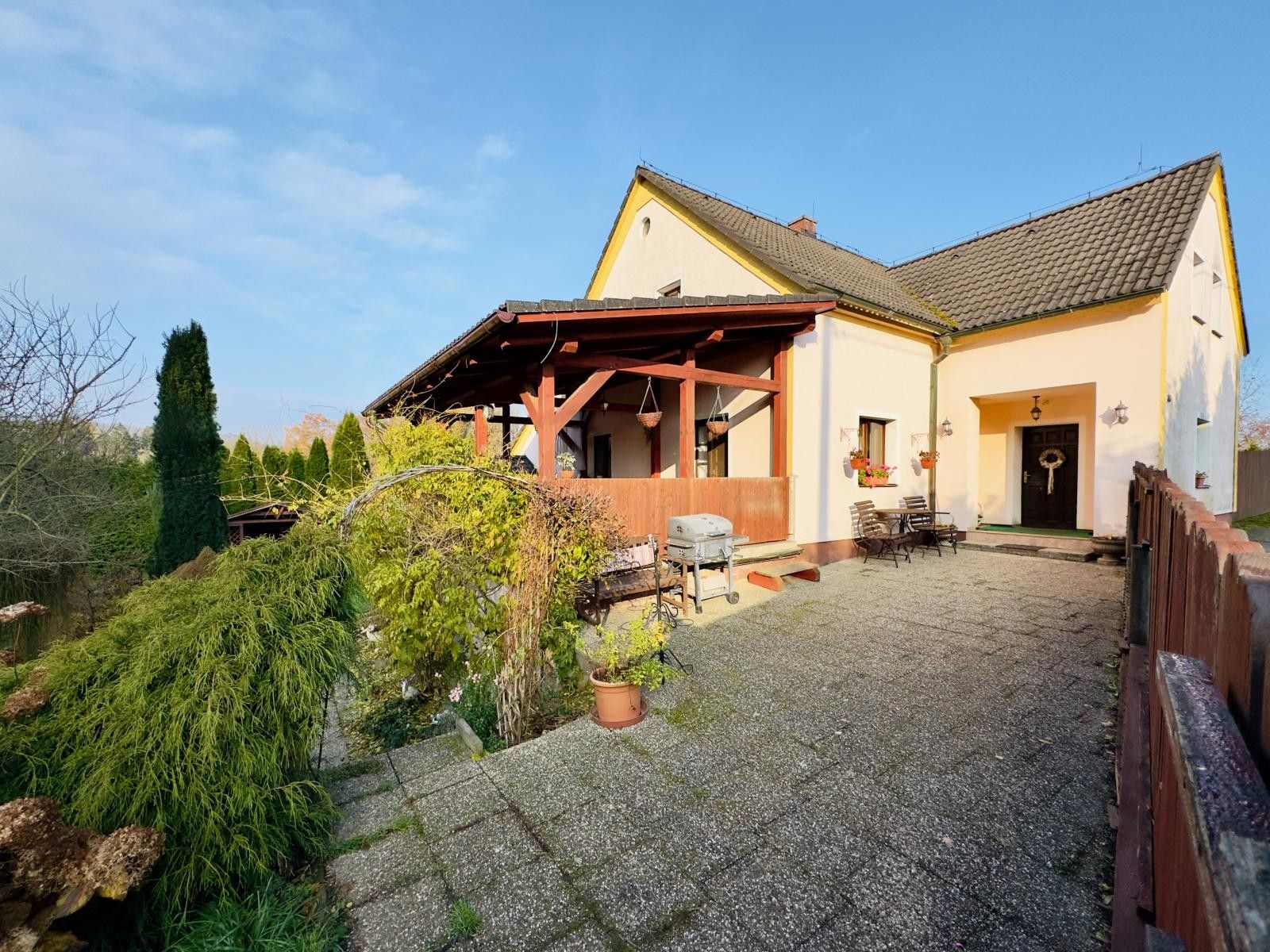 Rodinné domy, Podlesí, Horní Police, 239 m²