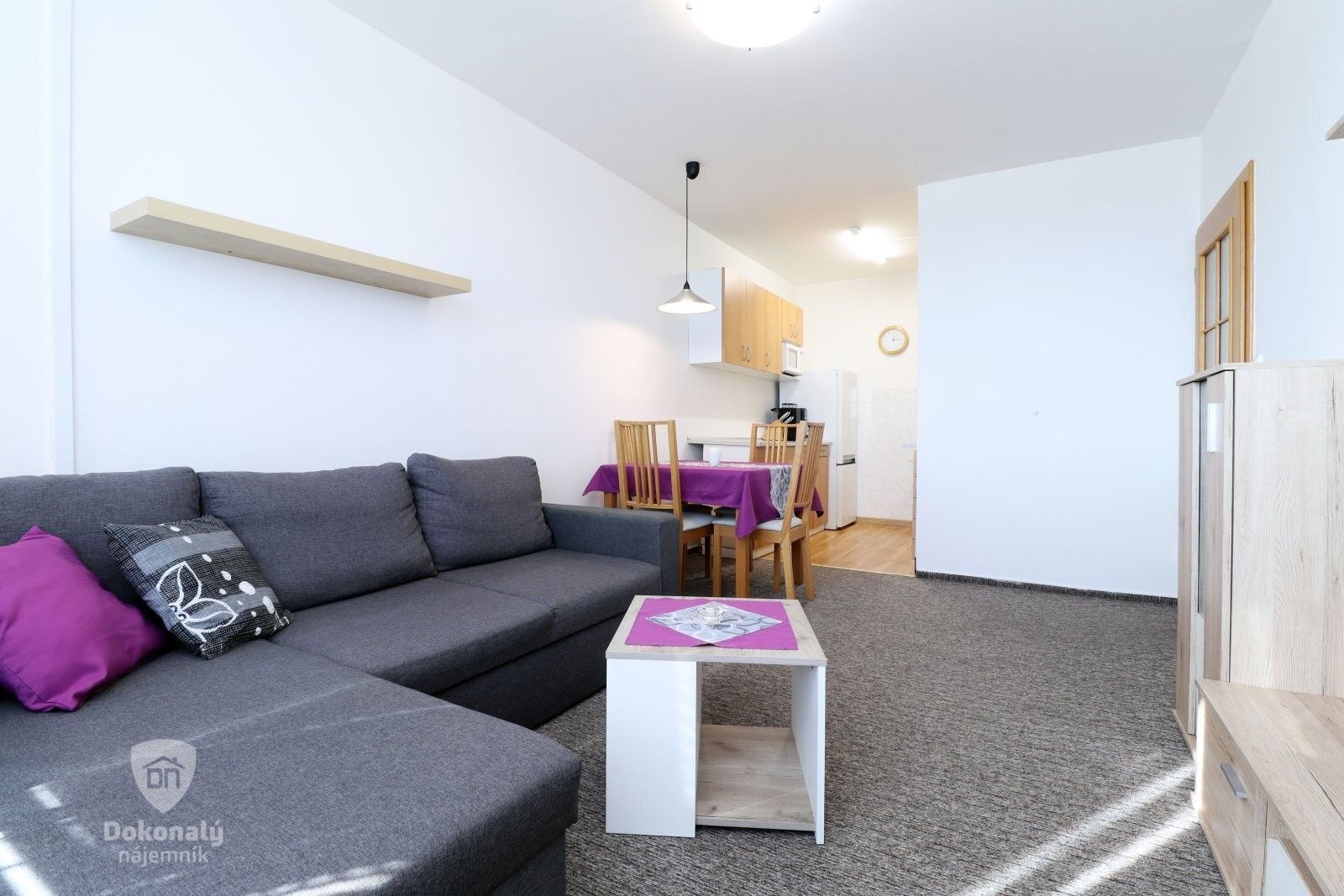 Pronájem byt 2+kk - Třebenická, Praha, 38 m²