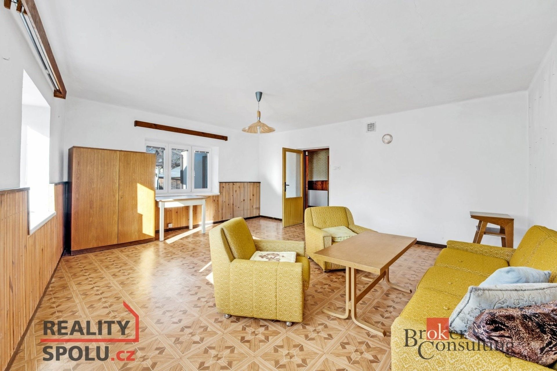 Prodej rodinný dům - 5. května, Horní Jelení, 325 m²