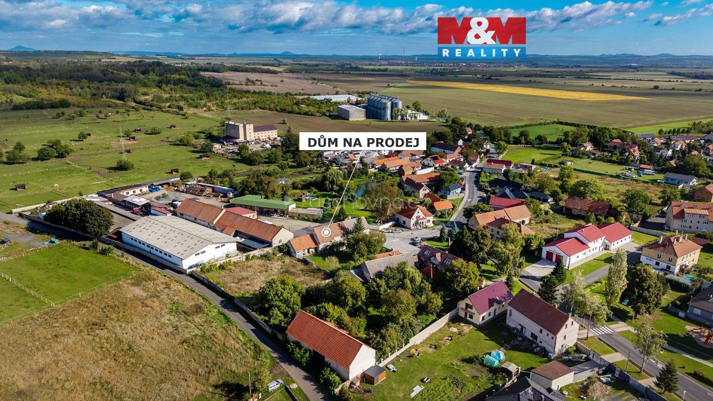 Rodinné domy, Spomyšl, 350 m²