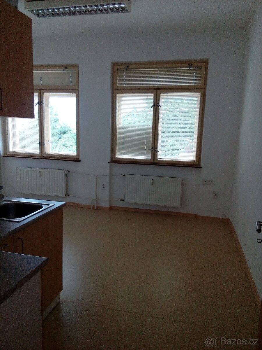 Byty, Jemnice, 675 31