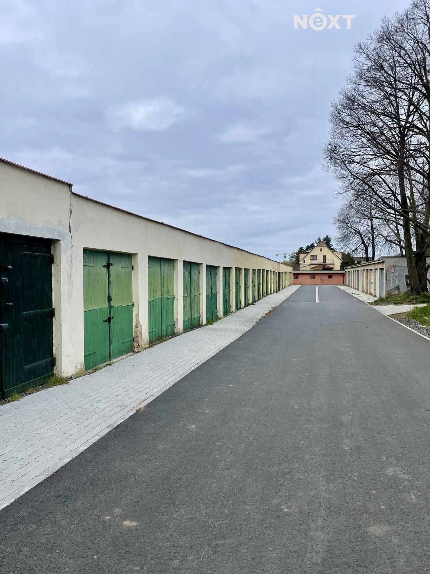 Prodej garáž - Kbely, Praha, 18 m²