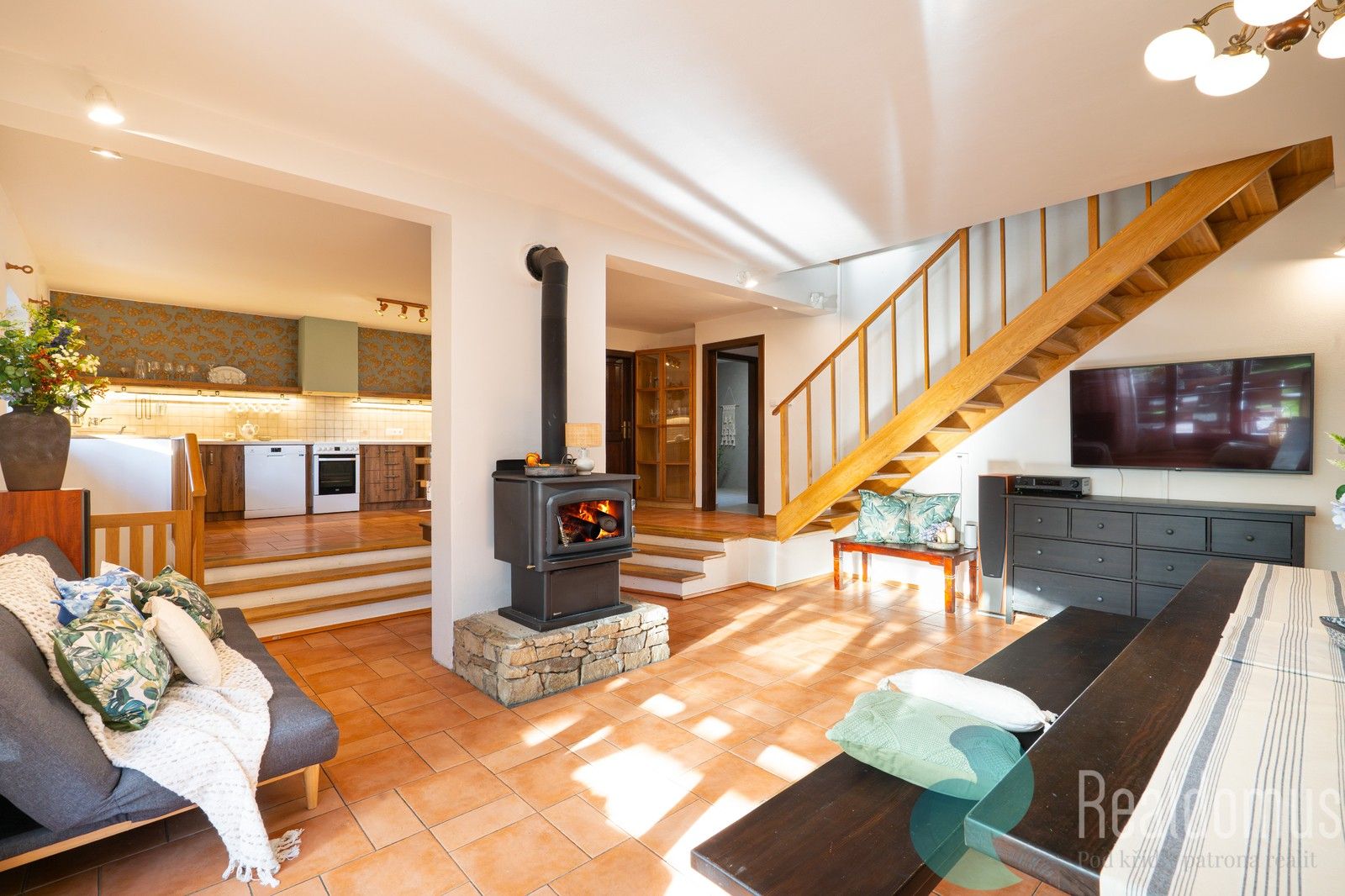 Ubytovací zařízení, Zátaví, Kestřany, 267 m²