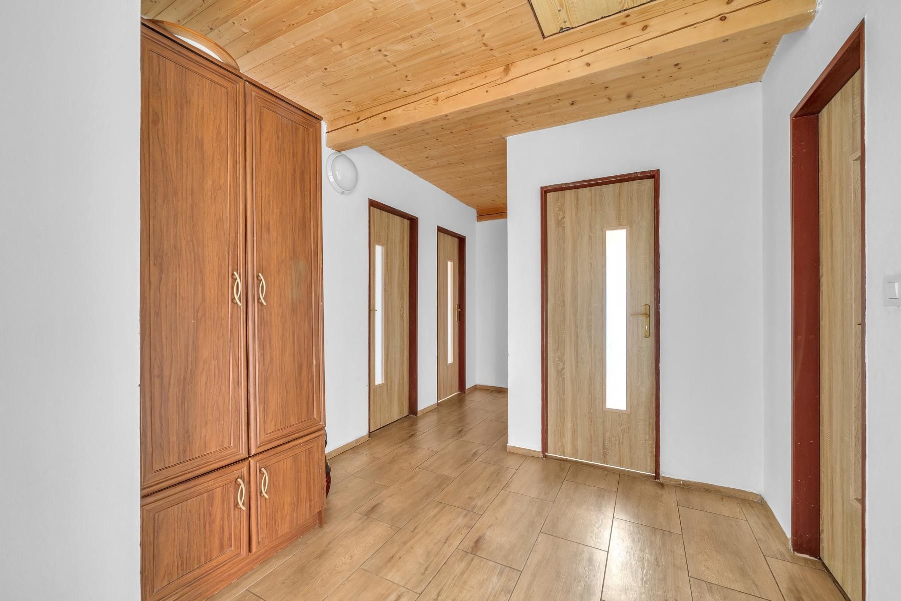 Prodej dům - 5. května, Žiželice, 95 m²