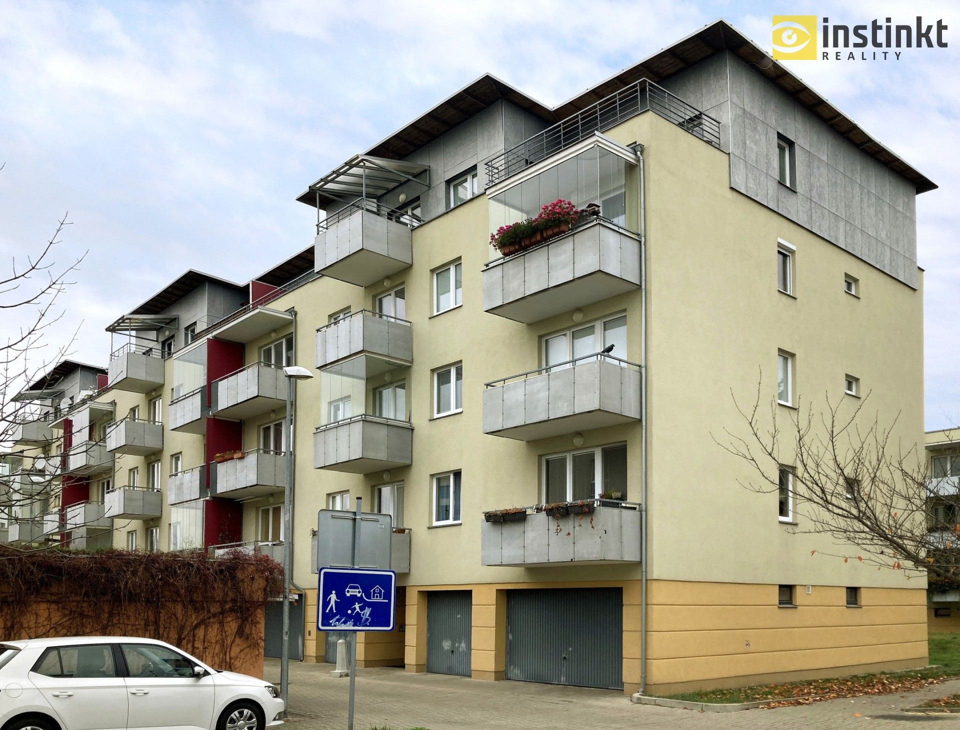 Pronájem byt 2+kk - Františka Diviše, Praha, 57 m²