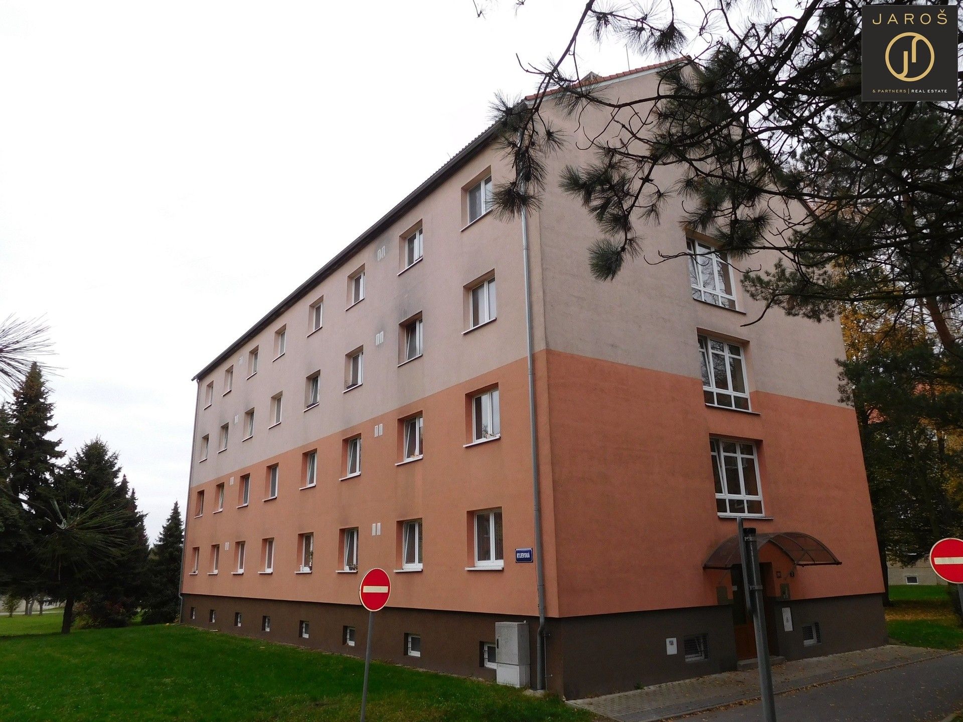 1+1, Kyjevská, Kladno, 28 m²