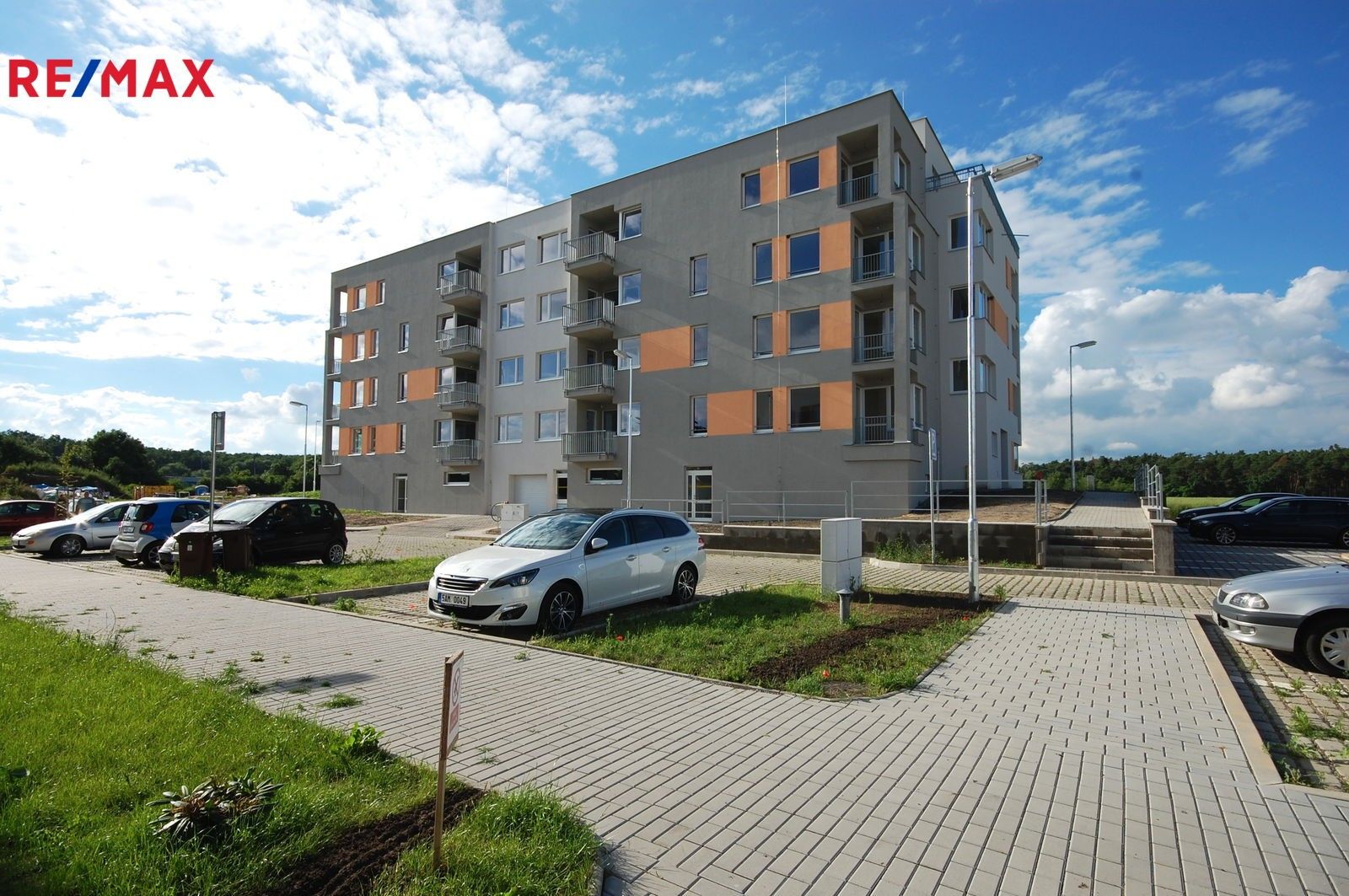 Pronájem byt 4+kk - U hřiště, Velký Osek, 84 m²