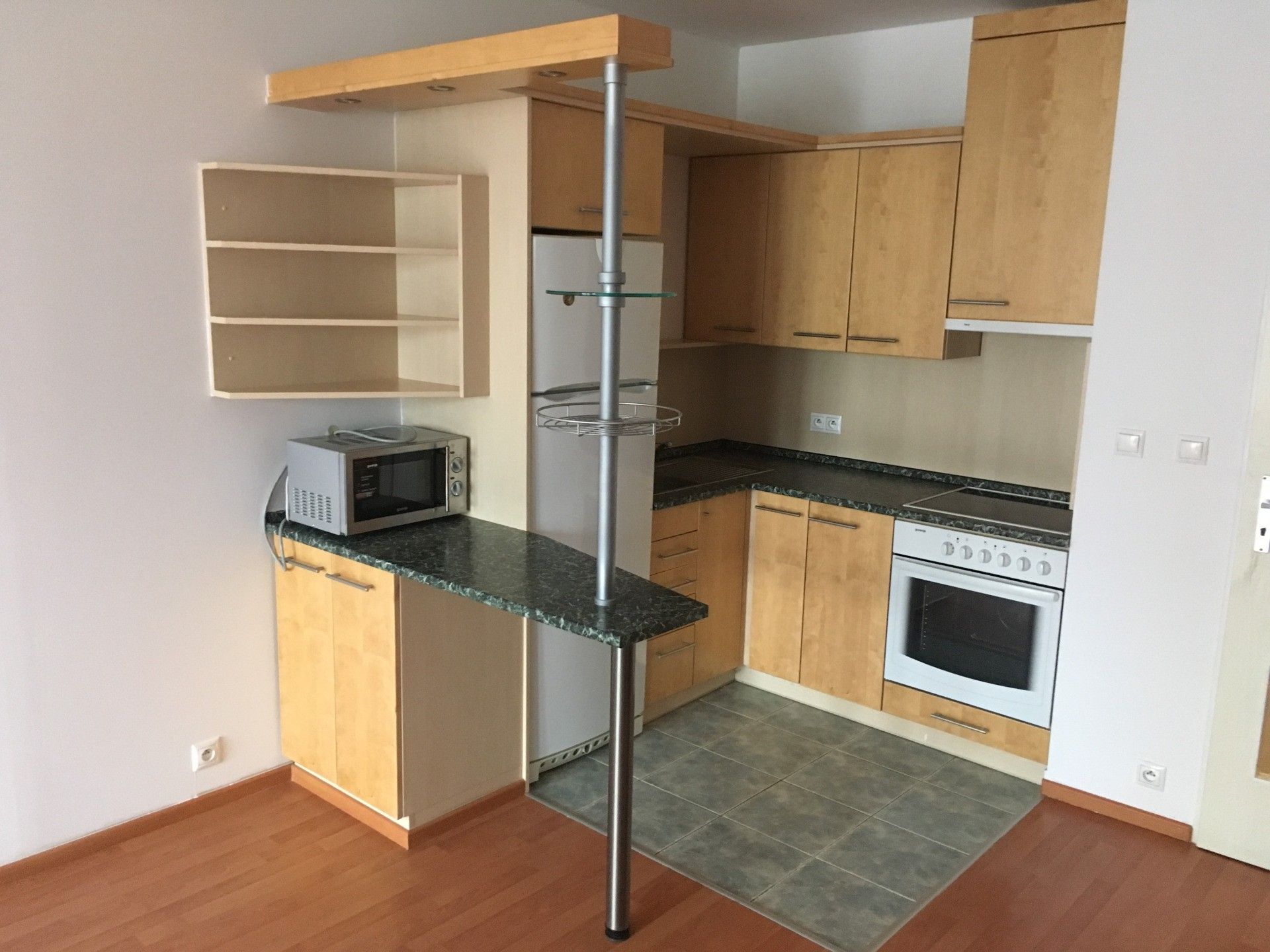 2+kk, Bechlínská, Praha, 54 m²