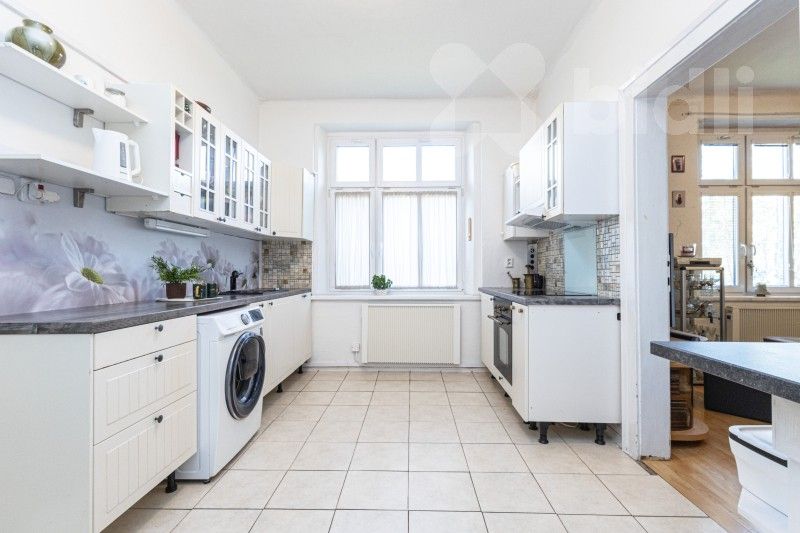 2+1, Nádražní, Nelahozeves, 66 m²