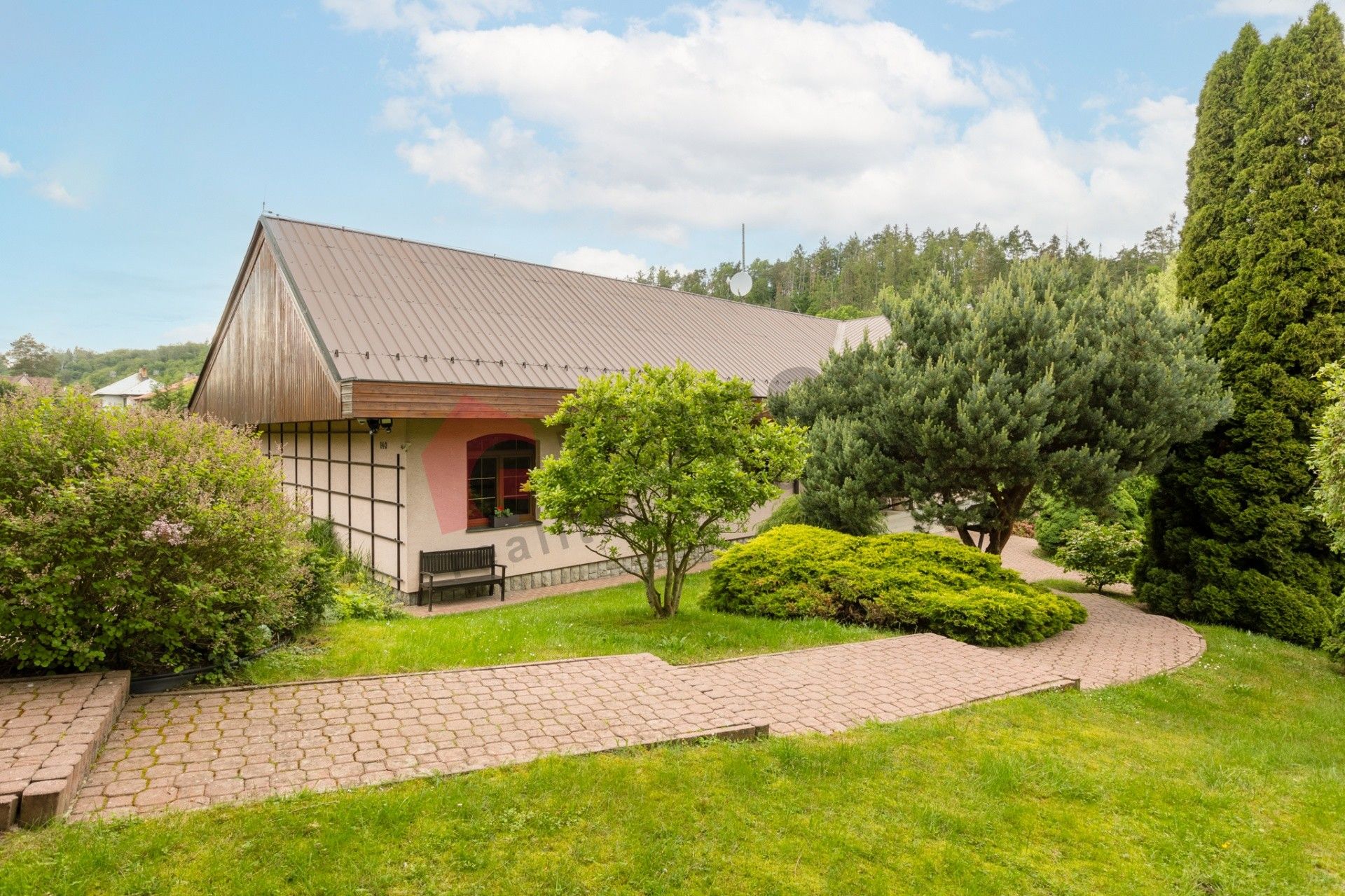 Prodej vila - Hvězdonice, 386 m²