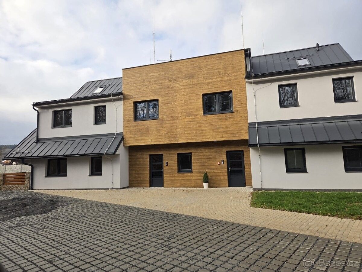 Byty, Francova Lhota, 756 14