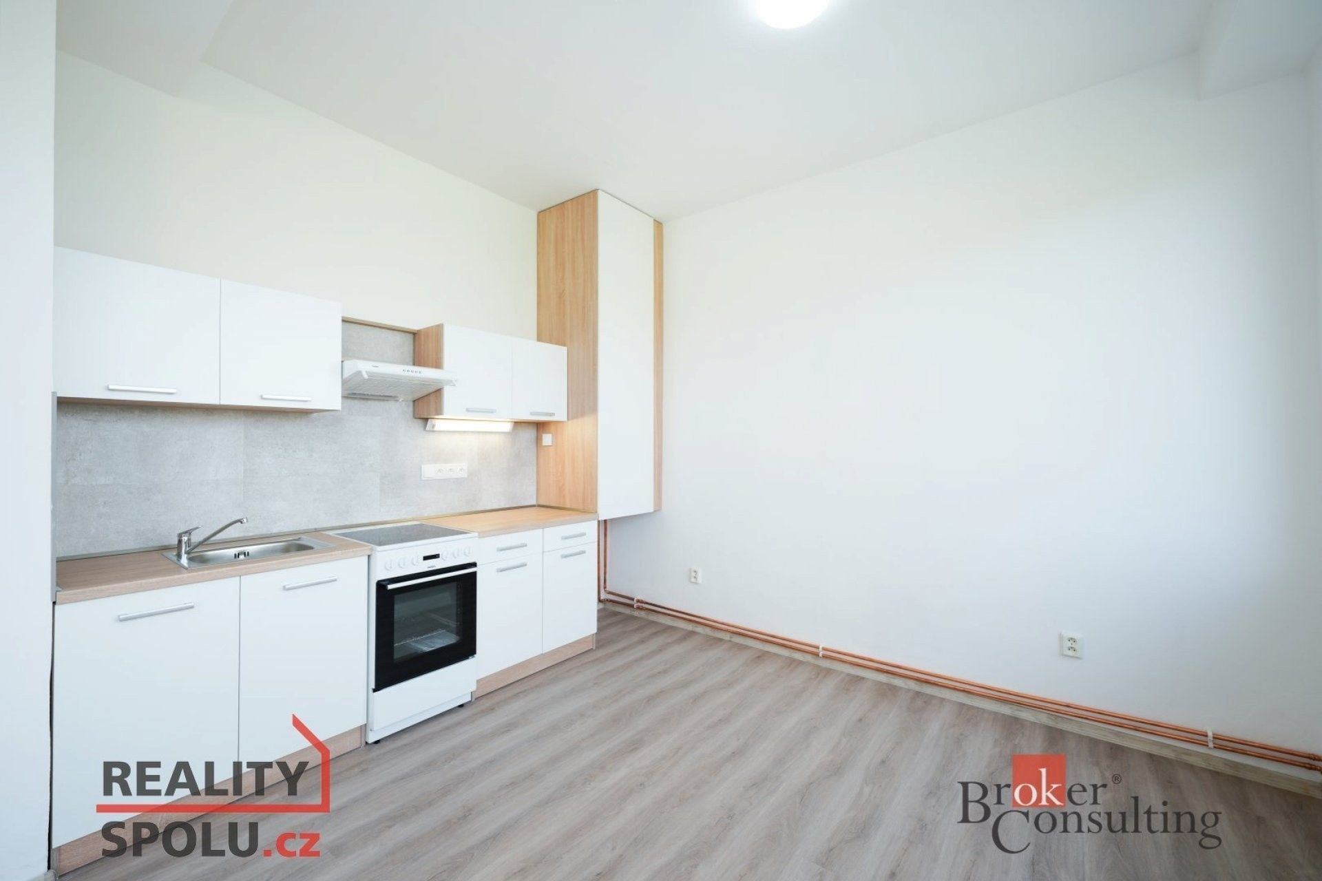 Pronájem byt 2+kk - Mlékojedy, 51 m²