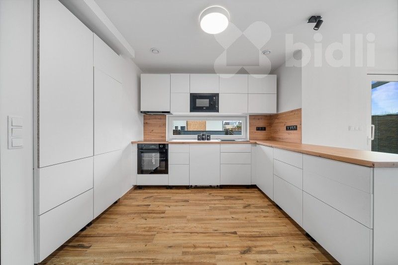 Prodej rodinný dům - Na Rybníce, Hradec Králové, 139 m²