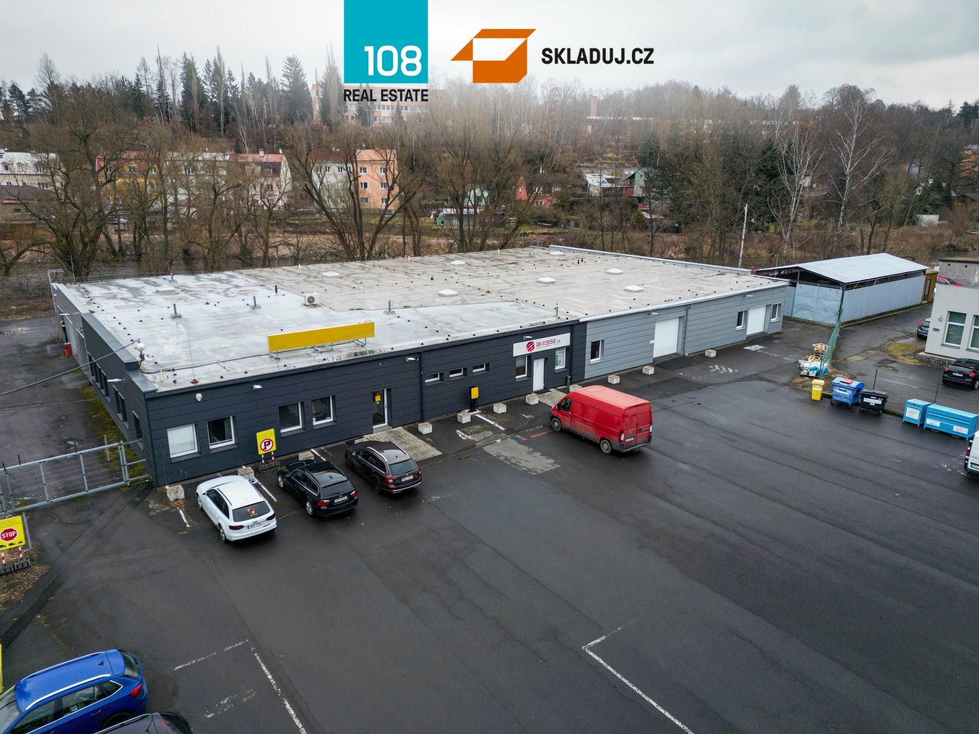 Sklady, Sportovní, Karlovy Vary, 1 m²