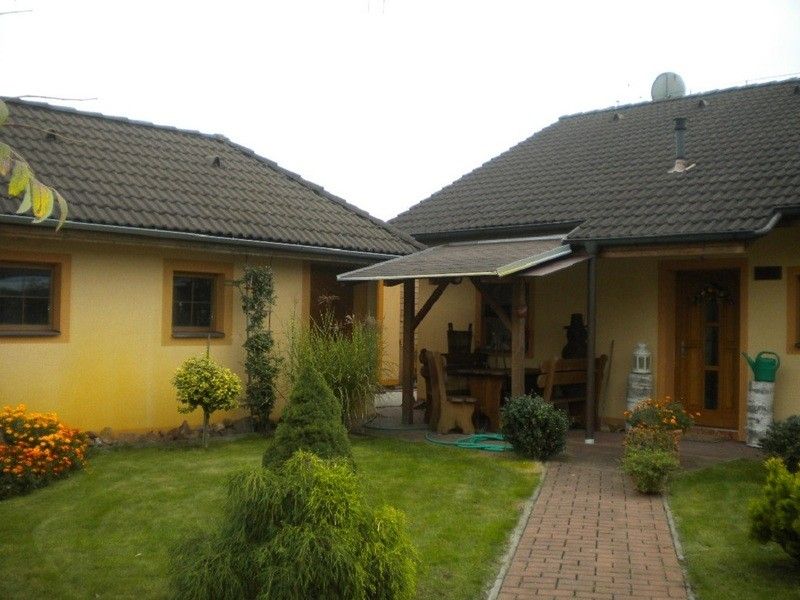 Pronájem dům - Staré Hradiště u Pardubic, 533 52, 90 m²