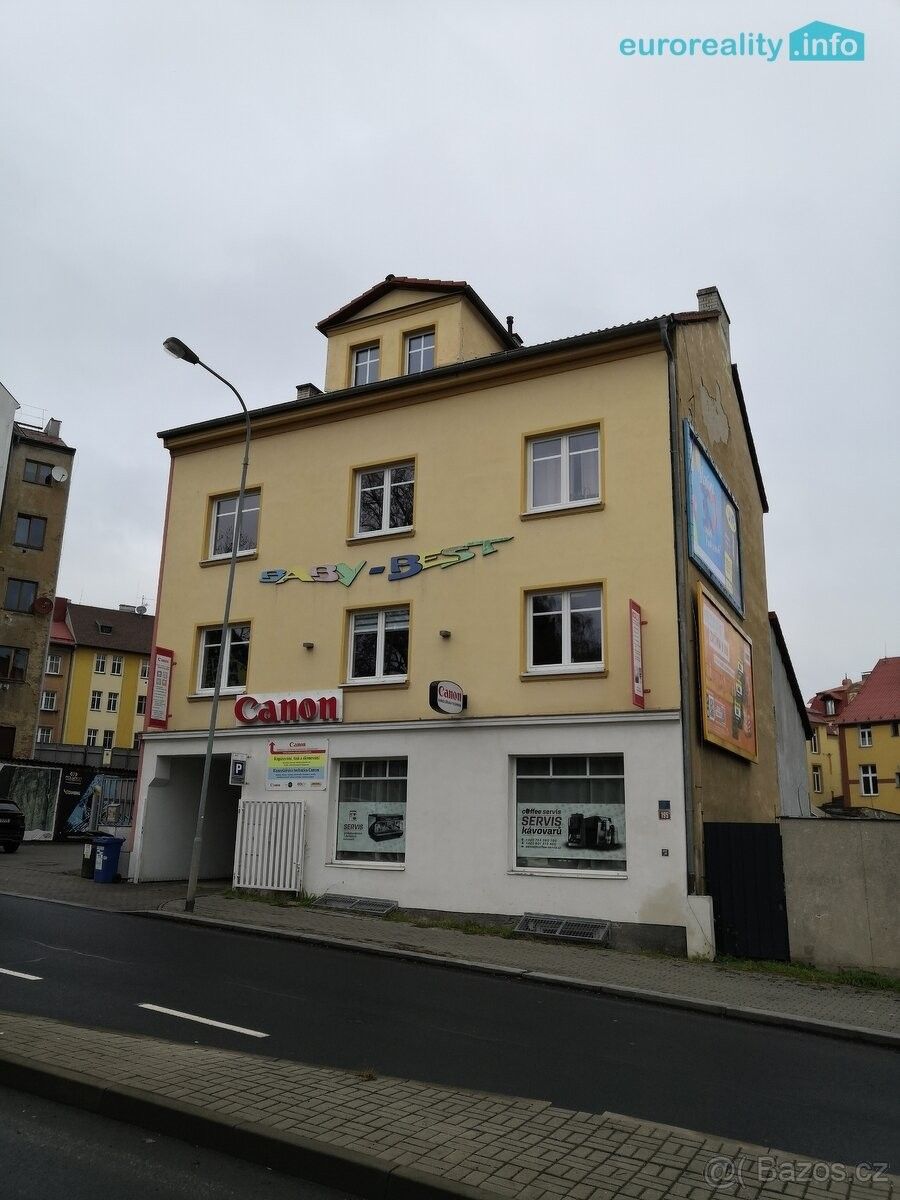 Byty, Karlovy Vary, 360 06