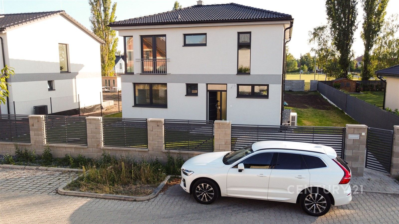 Rodinné domy, Velké Chvalovice, Pečky, 141 m²