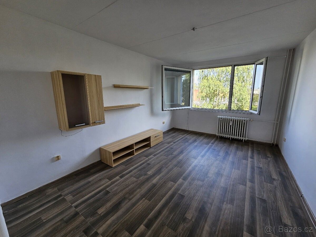 2+1, Polička, 572 01, 2 m²