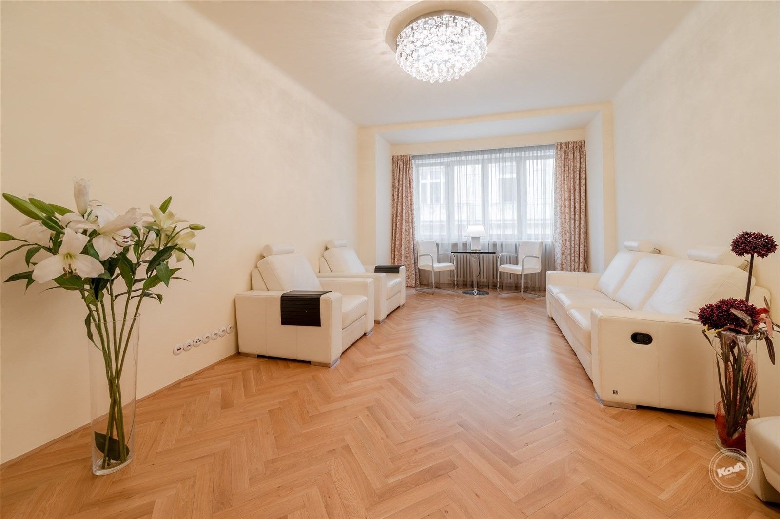 Prodej byt 3+1 - Dlouhá, Praha, 130 m²