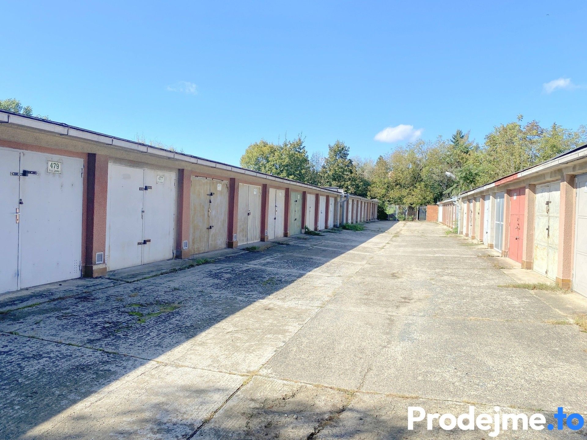 Prodej garáž - Lesná, Brno, 15 m²