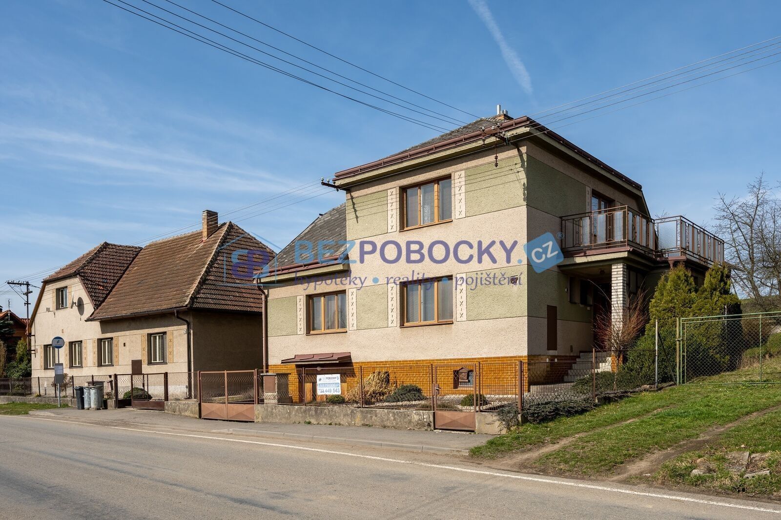 Rodinné domy, Víska, 180 m²