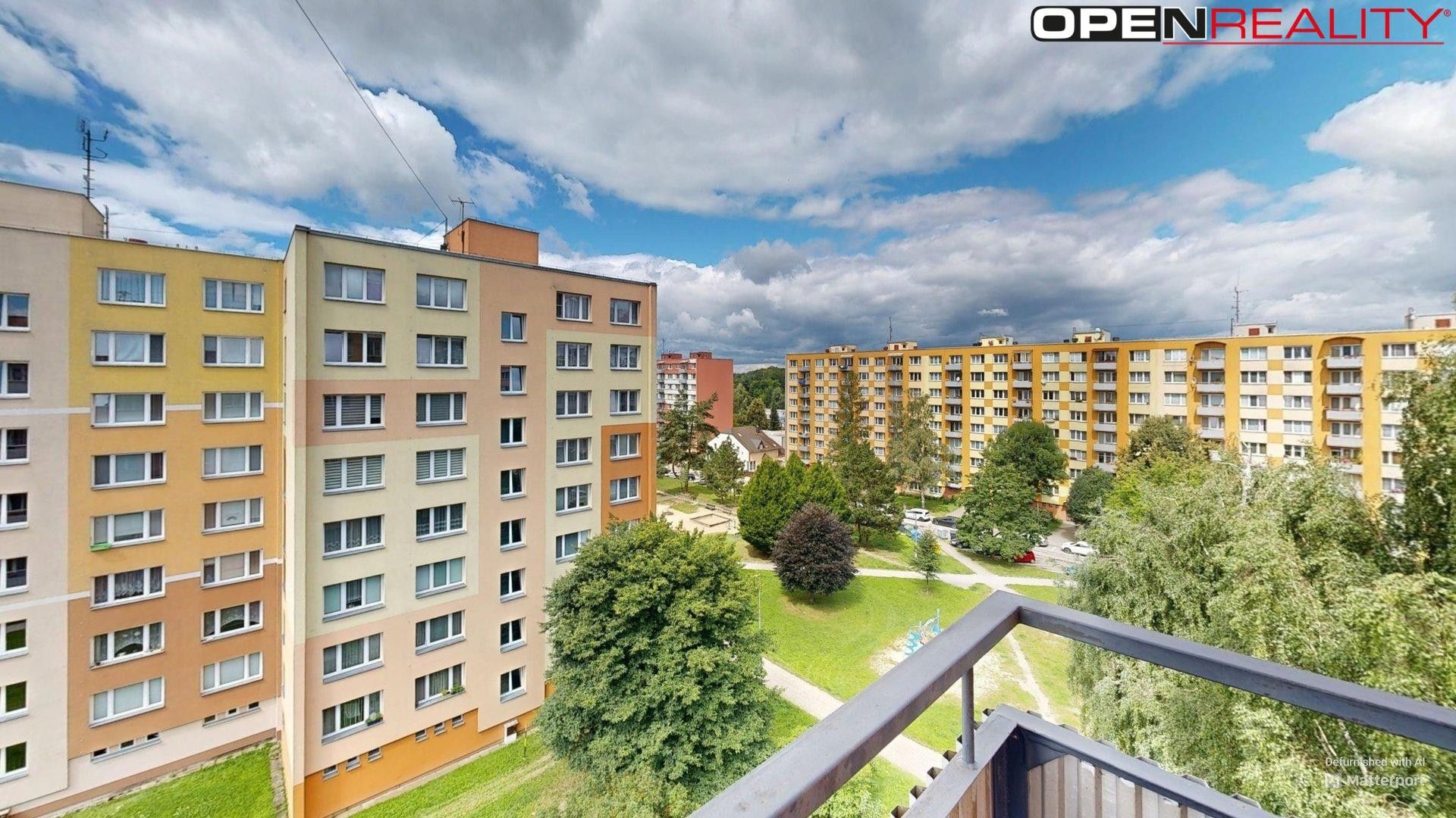 3+1, sídliště Vajgar, Jindřichův Hradec, 64 m²