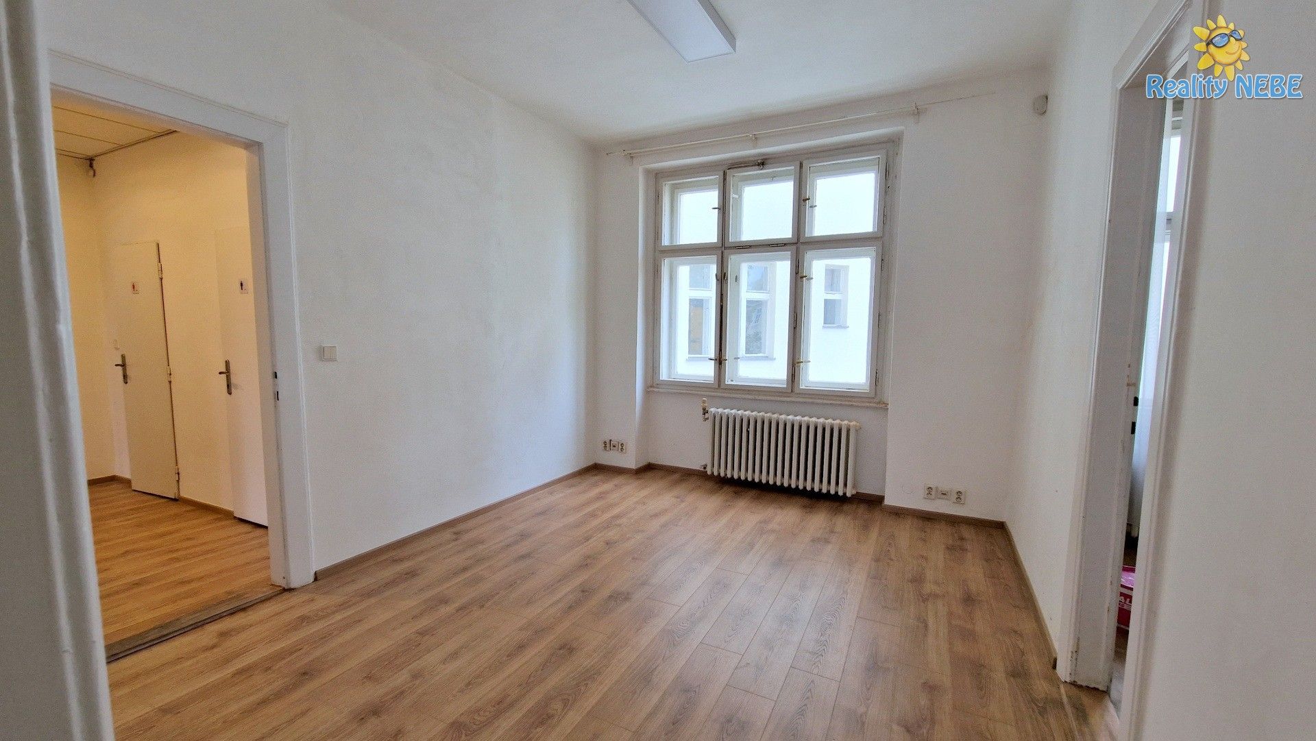 Pronájem kancelář - Haštalská, Praha, 87 m²