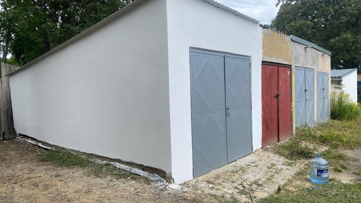 Garáže, Praha, 160 00